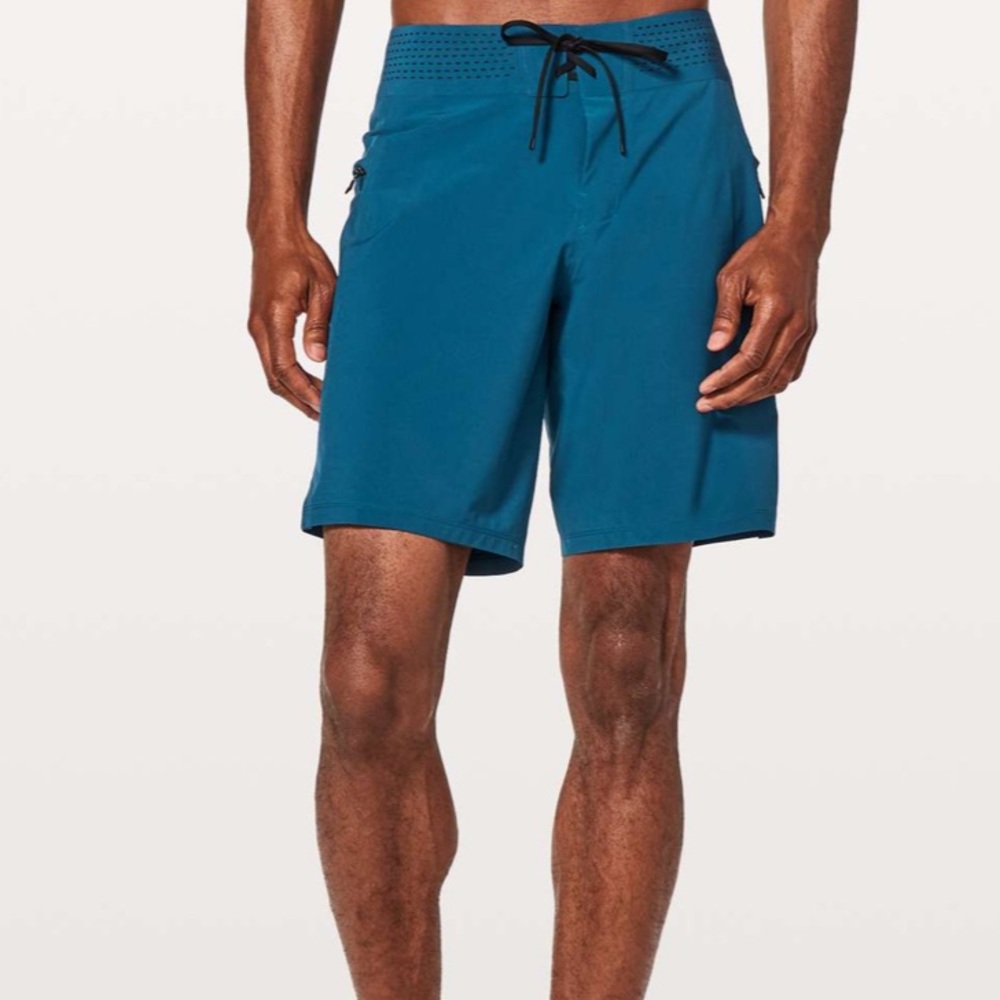 Lululemon Current State Short *9" Poseidon